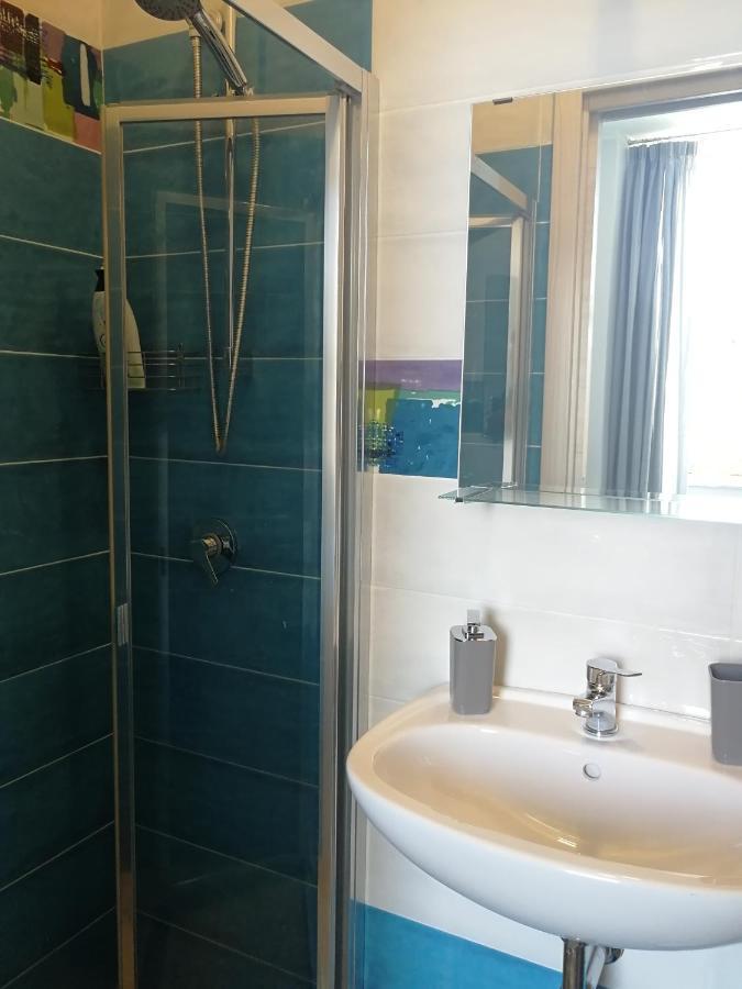 לינה וארוחת בוקר נאפולי Casa Sanni מראה חיצוני תמונה